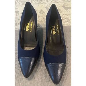 Brunate for Nak heels